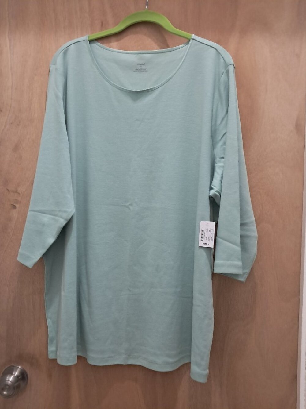 NWT CJ Banks Plus Size 3X Green 3/4 Sleeve Crew Neck Basic Tee Top